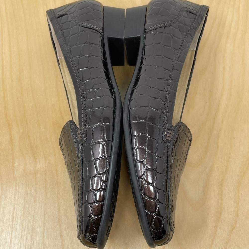 Michelle D Vegan Leather Crocodile Embossed Black Loafers Size 8.5 - Picture 8 of 9